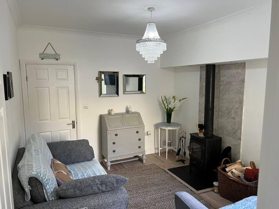 Lilly'S Cottage, Filey, Sleeps 8 Eksteriør billede